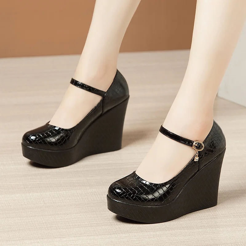10cm Kleine Größe 32-43 Lackle – Patent Leather Pump Bewertung und Preis