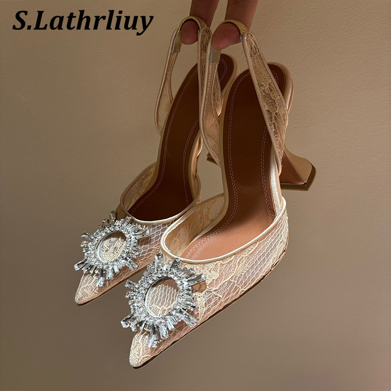 Sandalen Strass Blume Spitz Hi – Patent Leather Pump Bewertung und Preis